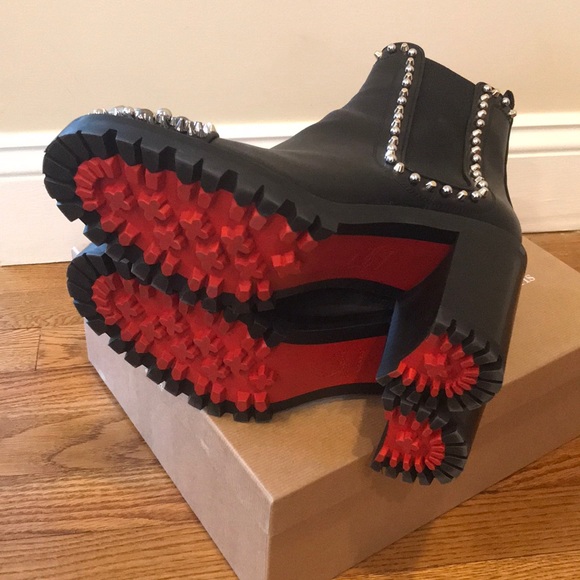❌SOLD❌ Christian Louboutin Chasse Chelsea Bootie - Picture 8 of 8